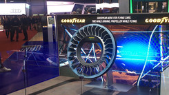 带你原地起飞的轮胎见过没？固特异又秀黑科技