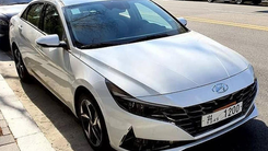 現(xiàn)代全新索納塔實(shí)車街拍！搭載1.5T、2.0T發(fā)動(dòng)機(jī)！