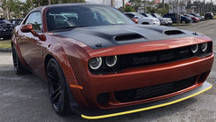 道奇“最强”挑战者实车街拍 搭6.2L V8零百3.7秒